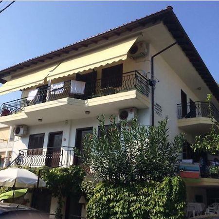 Marco'S Appartments Nea Poteidaia Dış mekan fotoğraf