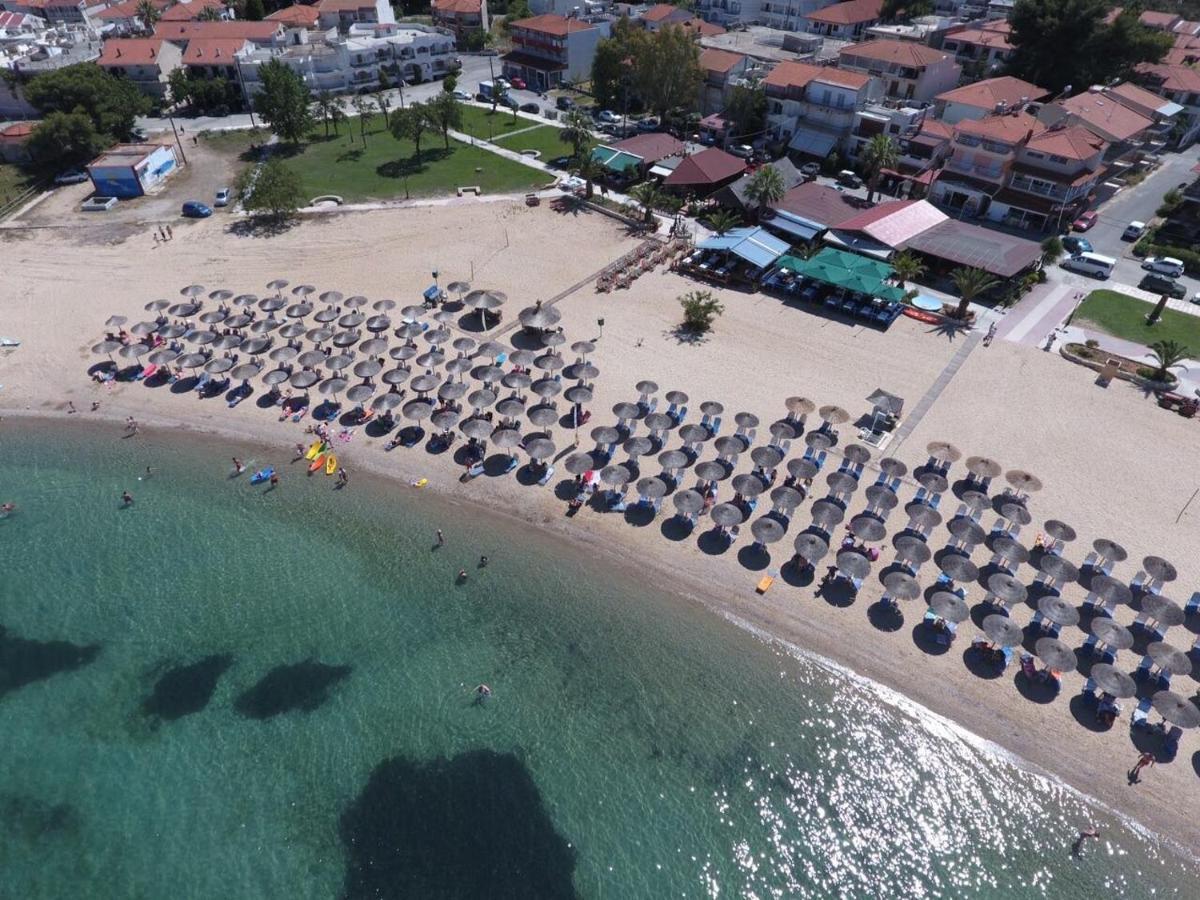 Marco'S Appartments Nea Poteidaia Dış mekan fotoğraf
