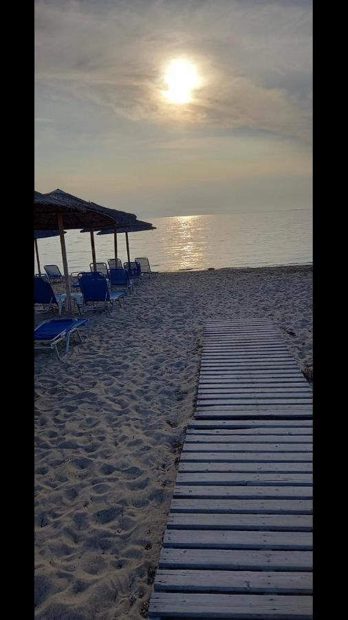 Marco'S Appartments Nea Poteidaia Dış mekan fotoğraf