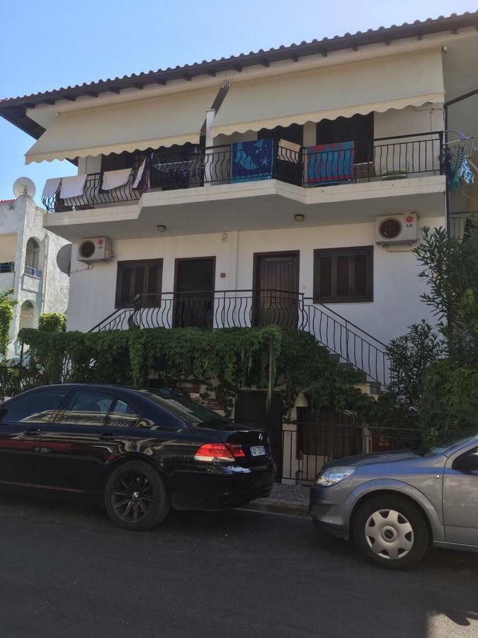Marco'S Appartments Nea Poteidaia Dış mekan fotoğraf