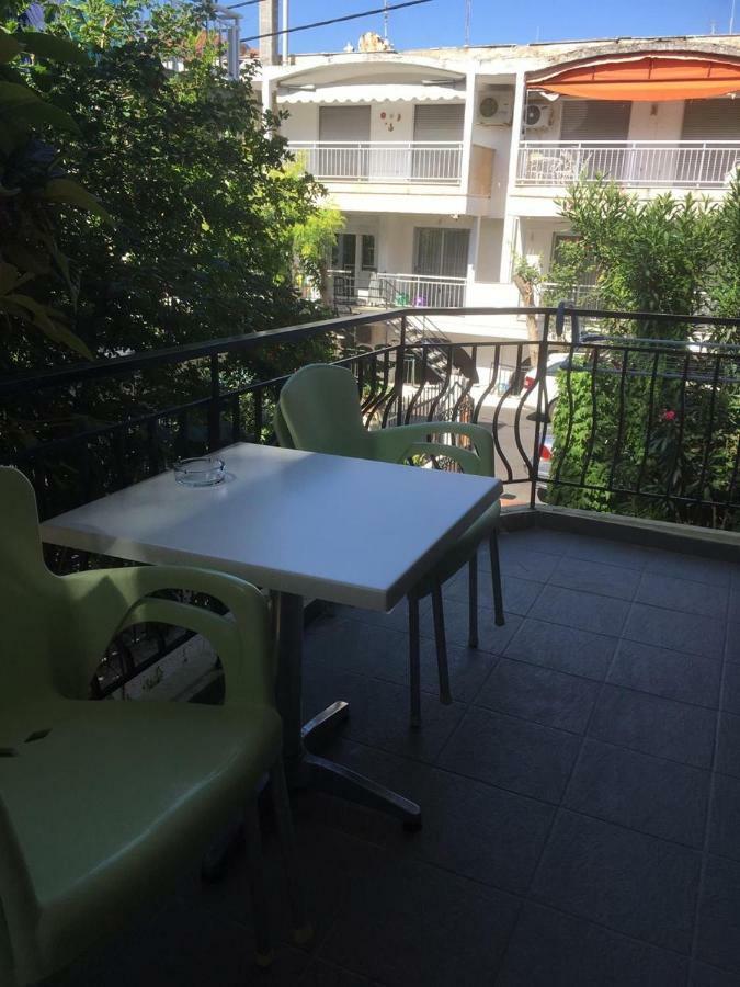 Marco'S Appartments Nea Poteidaia Dış mekan fotoğraf